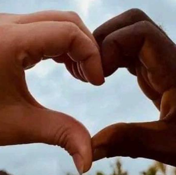 FLACAS LIVE LISTING! HELP US CHANGE THE WORLD  ONE DAY ONE PERSON AT A TIME ♥️ - Picture 3 of 13